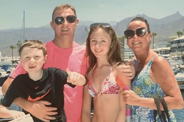 Vacationing Mom Collapses, Falls Down Stairs, Hits Head and Fractures Neck After ‘Dozens and Dozens’ of Mosquito Bites